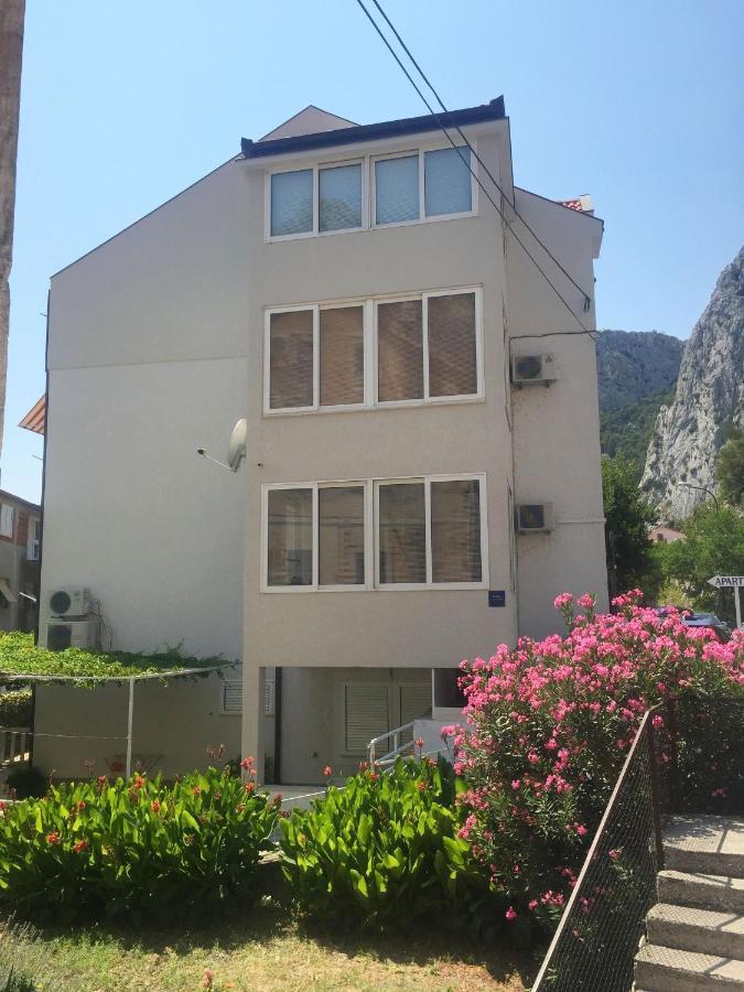 Mate Apartment Omis